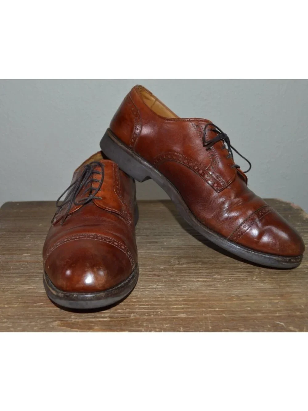 Men's Low Top Brown Shoes Size 10 D Leather Oxford Lace Up Wing Tip Classic